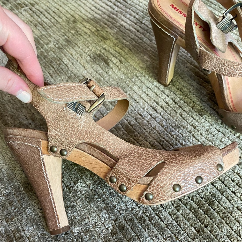 Taupe pebbled leather miss sixty high heeled sandals